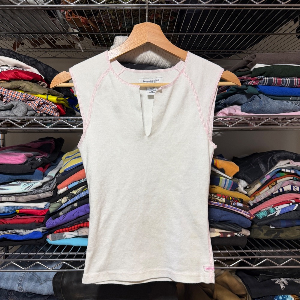 Abercrombie & Fitch Tank Top Womens M White Pink Y2K V-Neck Ribbed Cotton Tee